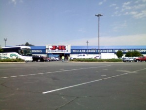 J•R Discount store